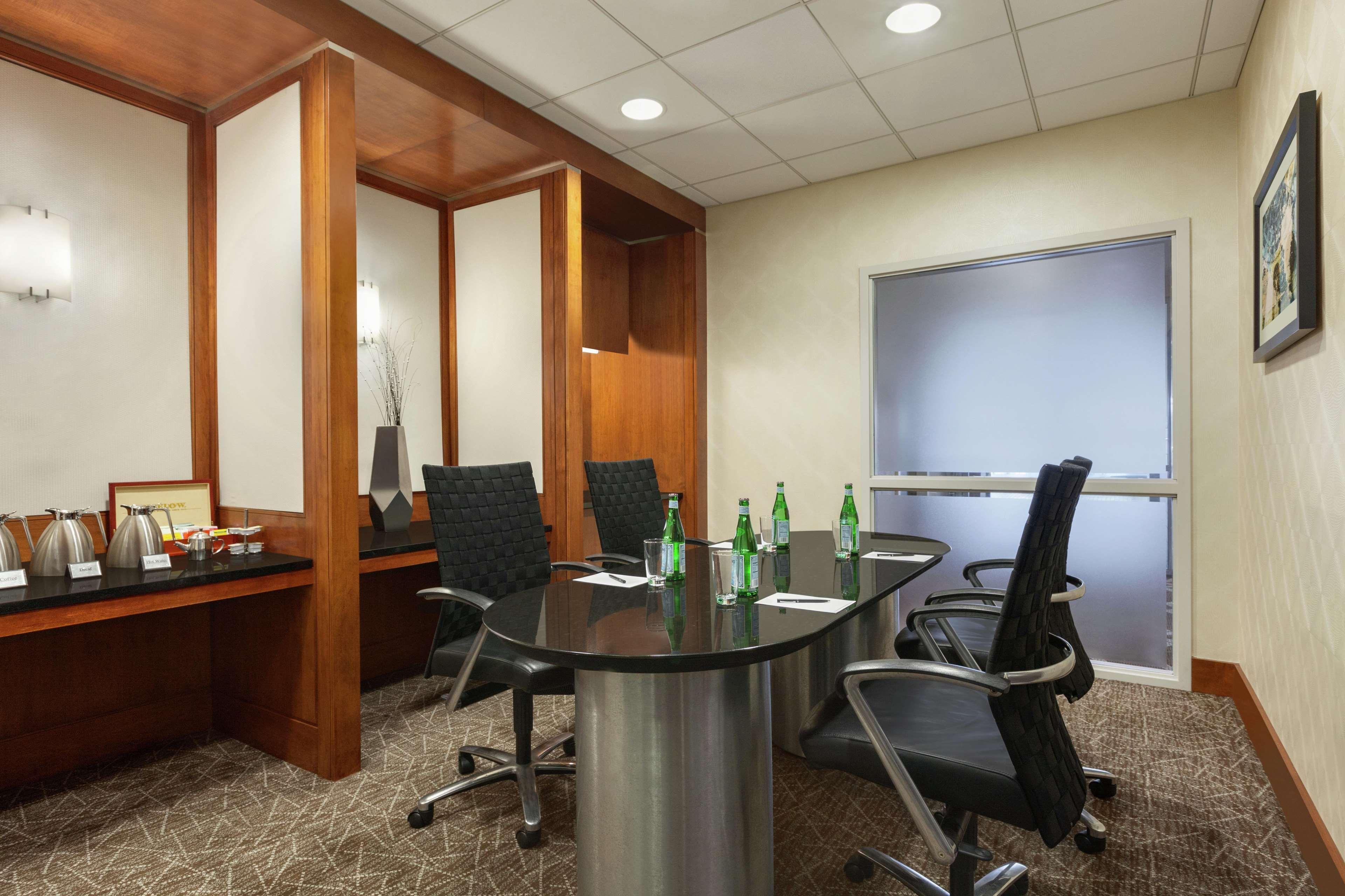 Hilton Baltimore BWI Airport Linthicum Exterior foto